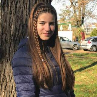 Kaipaan kumppania, joka jakaa kanssani nuotion lämpöä